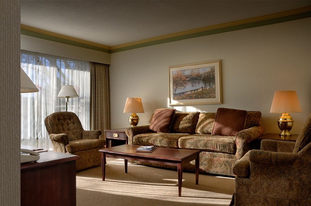 Royal Scot Hotel & Suites فكتوريا الغرفة الصورة